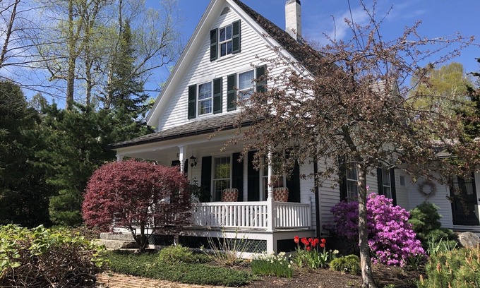 Camden House | Historic Chestnut St. home with private garden, and inviting front porch