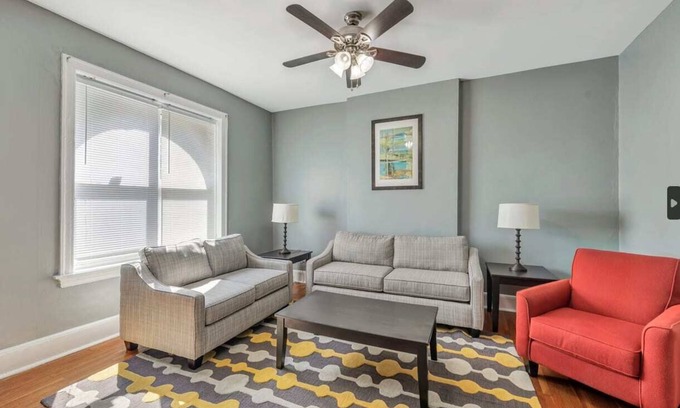 Downtown St. Louis Hotel | Historic First Floor Unit STL 1W