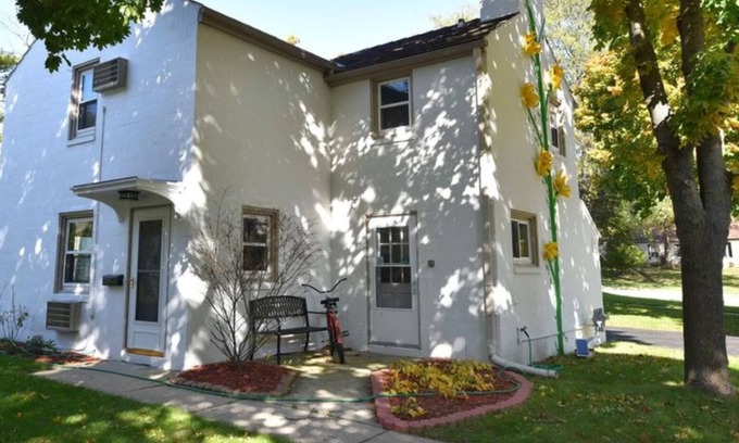 Greendale House | Historic home - walk to village center. Original features with modern updates.