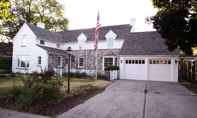 Logan House | Historic Mansion with Million $ Views