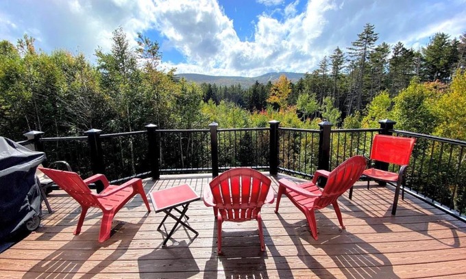 Bretton Woods House | HL96 Single family home with views and lots of space Privacy convenience AC and style