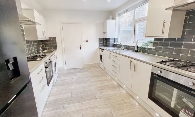 Harlesden Apartment | HM Stays - Minet Gardens Suites