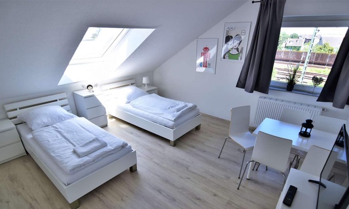 Humboldt - Gremberg Apartment | HÖ01 large apartment with dryer and washing machine
