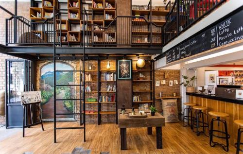 Old City Hostel | Hobnob Hostel