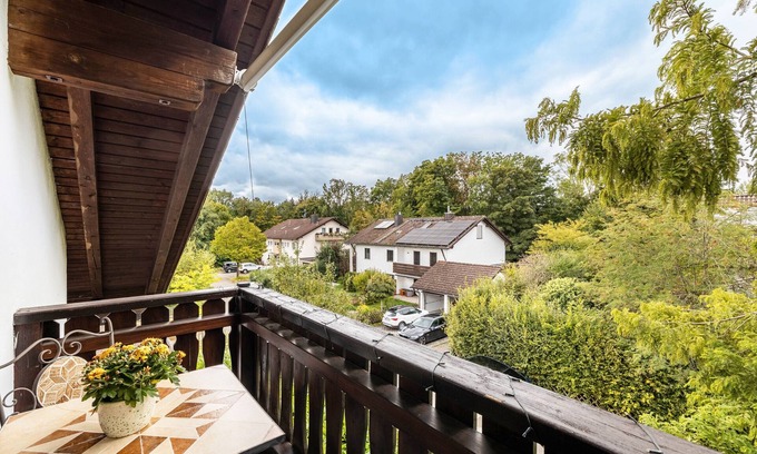 Bernried am Starnberger See Apartment | Holiday Apartment 'Freudenthal Bernried' with Balcony and Wi-Fi