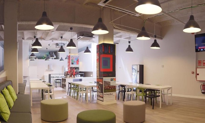 Dreta de l'Eixample Hostel | Hola Hostal Eixample