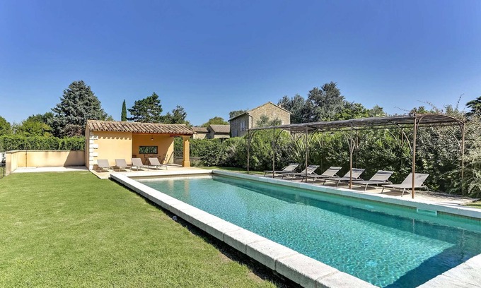 Entraigues-sur-la-Sorgue Other | Holiday home with airconditioning, heated pool, peaceful countryside setting