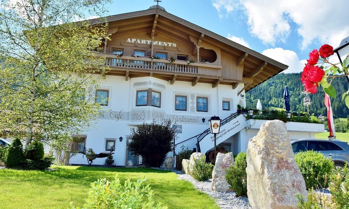 Hopfgarten im Brixental Apartment | Holiday apartment Wildschönau-Niederau for 1 - 5 persons with 2 bedrooms - Holiday apartment in one