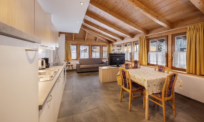Campitello di Fassa Apartment | Holiday Apartment “Appartamenti Stefan Soreie” with Mountain View