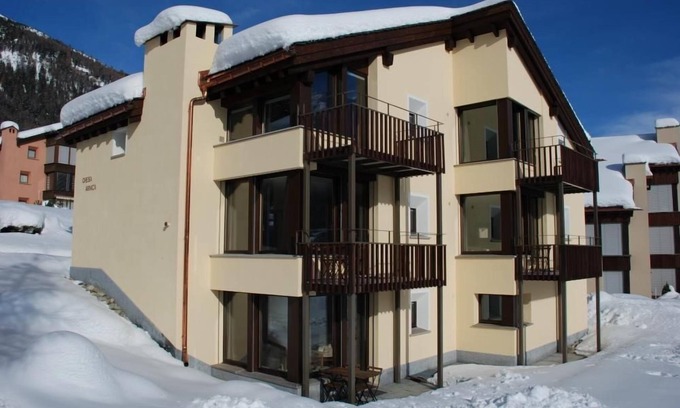 La Punt-Chamues-ch Apartment | Holiday apartment La Punt-Chamues-ch for 1 - 2 persons with 1 bedroom - Holiday apartment in one or