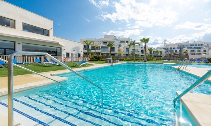Mijas Apartment | Holiday Apartment "Luxury Penthouse with Private Pool" with Sea View, Shared Terraces & Wi-Fi