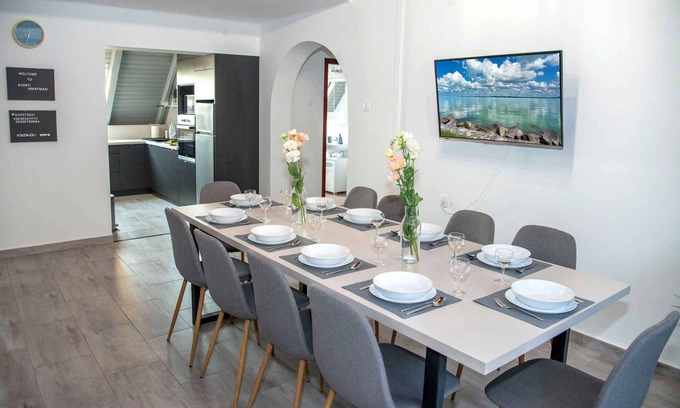 Balatonkeresztur Apartment | Holiday apartment with air conditioning and WLAN