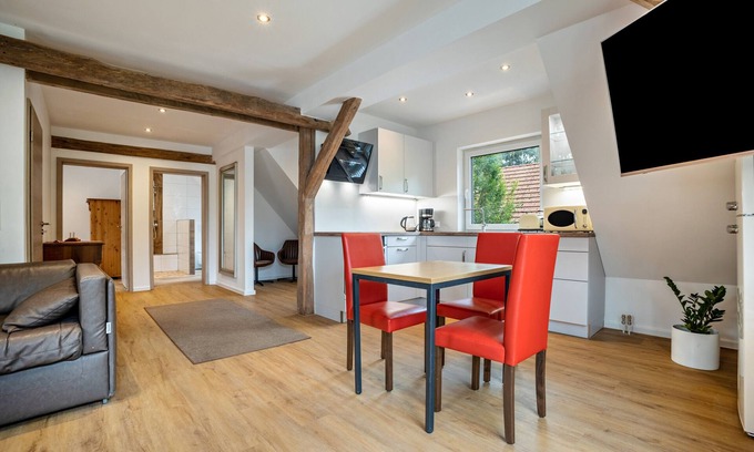 Bad Bodenteich Apartment | Holiday Apartment 'Seeblick' with Lake View and Wi-Fi