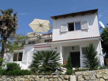 Rab Apartment | Holiday apartment Beautiful view of the harbor and old town