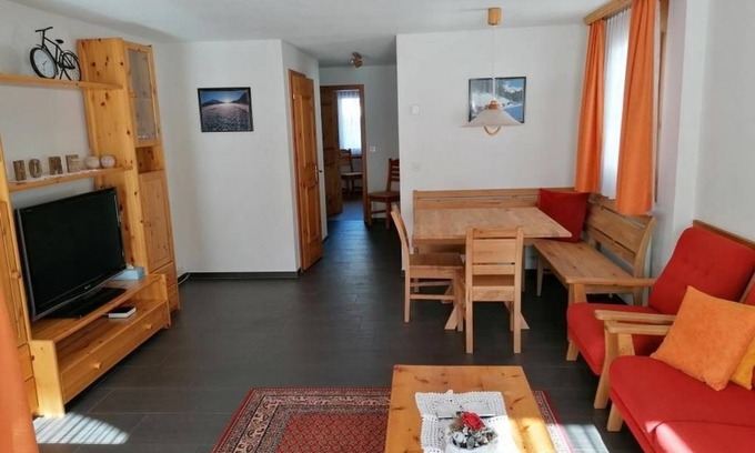 Bever Apartment | Holiday apartment Bever for 1 - 4 persons with 2 bedrooms - Holiday apartment in one or multi-family