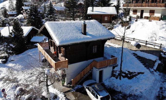 Fiesch Ski Chalet | Holiday apartment Fiesch for 1 - 5 persons with 4 bedrooms - Holiday apartment in one or multi-famil