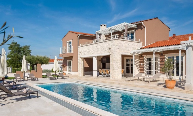 Rezanci Apartment | Holiday apartment Rezanci for 1 - 12 persons with 5 bedrooms - Luxury holiday home