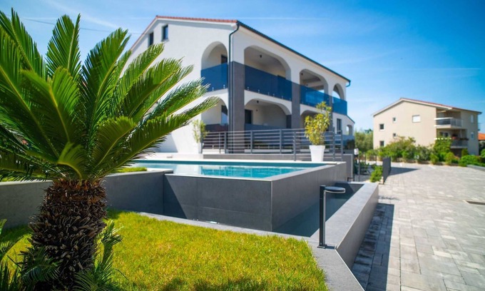 Zidarici Apartment | Holiday apartment I. in Villa Calma Apartments with shared Pool