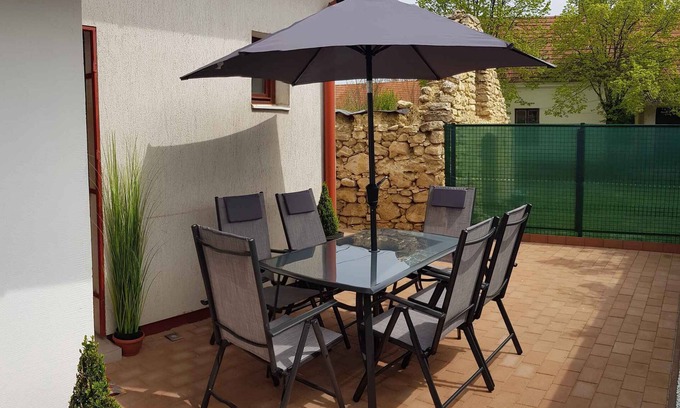 Balatonakali Apartment | Holiday apartment completely renovated with air conditioning