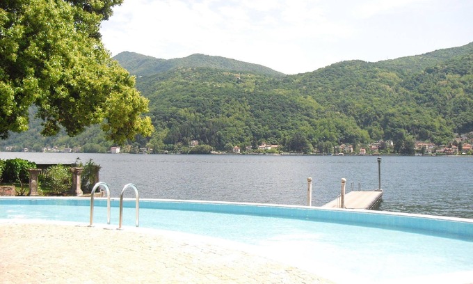 Porto Ceresio Apartment | Holiday apartment Porto Ceresio for 1 - 4 persons with 1 bedroom - Holiday apartment in one or multi