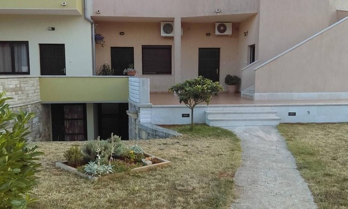 Muntic Apartment | Holiday apartment Ližnjan for 1 - 4 persons with 1 bedroom - Holiday apartment