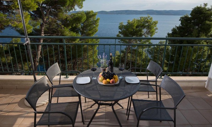 Marusici Apartment | Holiday apartment Mimice for 1 - 4 persons with 1 bedroom - Holiday apartment