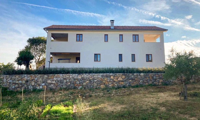 Poljica Apartment | Holiday apartment New rural apartment with air conditioning and wifi