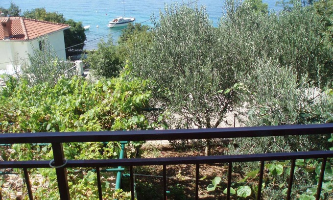 Municipality of Omisalj Apartment | Holiday apartment only 30m from the sea