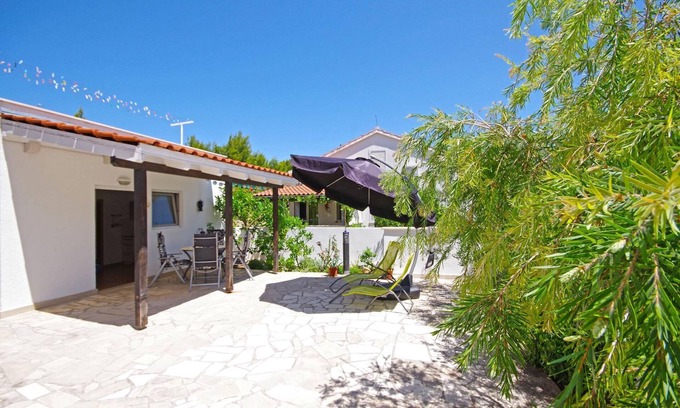 Sutivan Apartment | Holiday apartment Sutivan for 1 - 3 persons with 1 bedroom - Holiday apartment