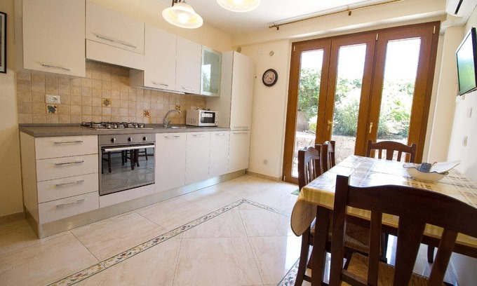 Trecastagni Apartment | Holiday apartment Trecastagni for 2 - 5 persons with 1 bedroom - Holiday apartment