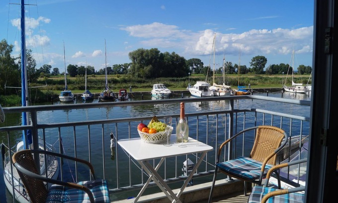 Ueckermuende Apartment | Holiday apartment Ueckermünde for 1 - 3 persons with 1 bedroom - Holiday apartment in one or multi-f