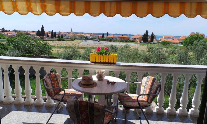 Fazana Apartment | Holiday apartment with barbecue in the garden