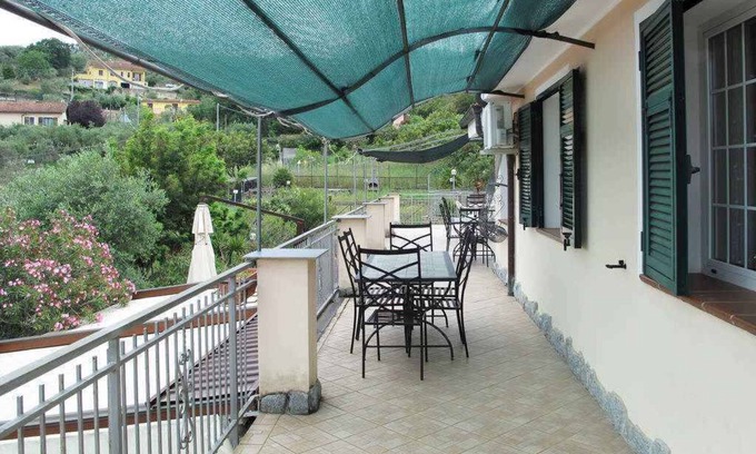 Torrazza Apartment | Holiday apartment with outdoor pool