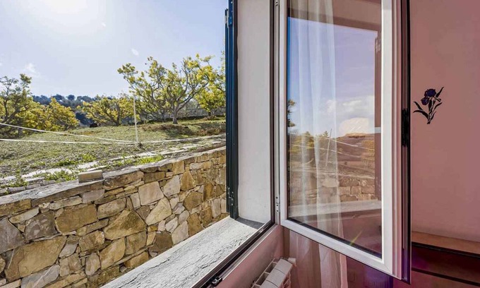 Torrazza Apartment | Holiday apartment with air conditioning, internet and pool