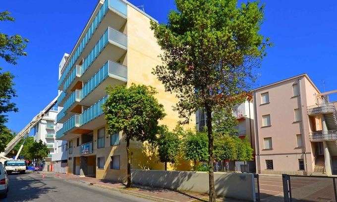 Lignano Sabbiadoro Apartment | Holiday apartment with internet, air conditioning and close to the beach