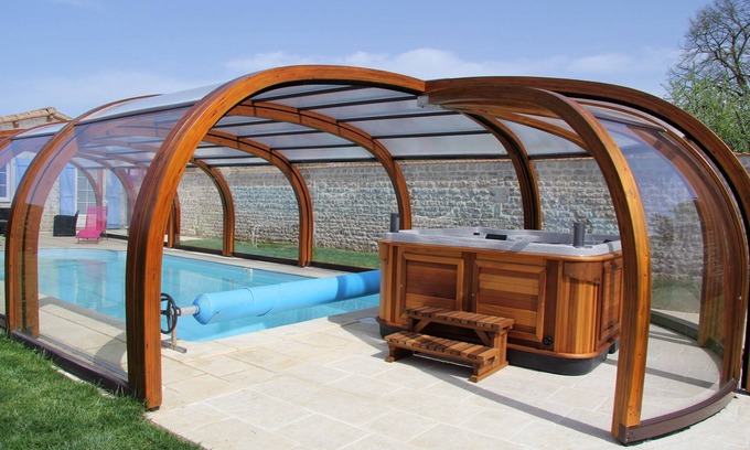 Romans Villa | Holiday cottage(Shelter) with swimming pool near the Swamp from Poitou classified " Big site of France ".