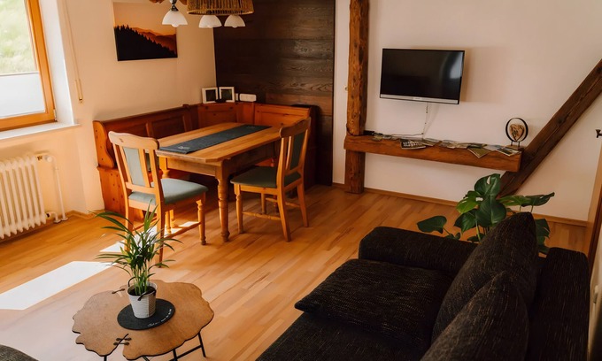 Bad Peterstal-Griesbach Apartment | Holiday Apartment 'Bästenbach' with Lake View, Private Terrace and Wi-Fi