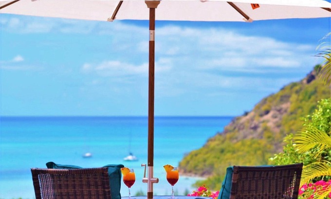 Jennings Villa | HOLIDAY DISCOUNTS! PANORAMIC SEA VIEWS! LUXURY, POOL, OVERLOOKS JOLLY HARBOUR