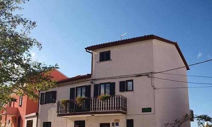 Bale Apartment | Holiday flat for 4 persons in the medieval town of Bale near Rovinj