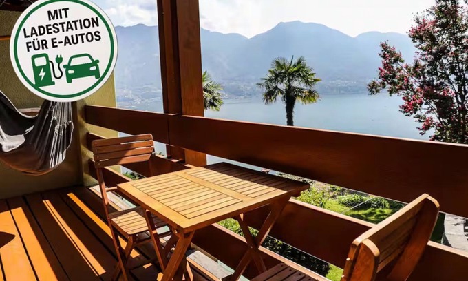 Minusio House | Holiday house Brione sopra Minusio for 1 - 5 persons with 2 bedrooms - Row house