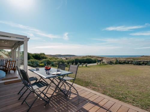 Saint-Pierre-Quiberon House | Holiday Home Villa Heol by Interhome