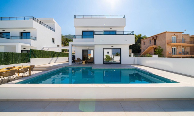 El Albir House | Holiday Home 'Albir Spaniahome' with Private Pool, Wi-Fi and Air Conditioning