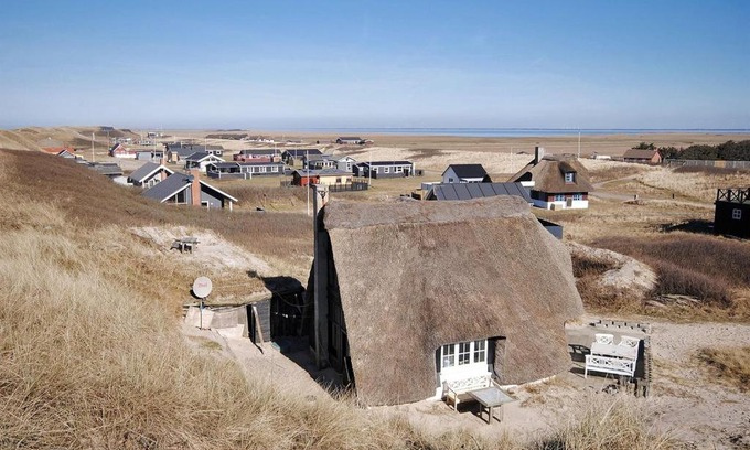 Fjand Badeby House | Holiday home Bjerghuse B- 446