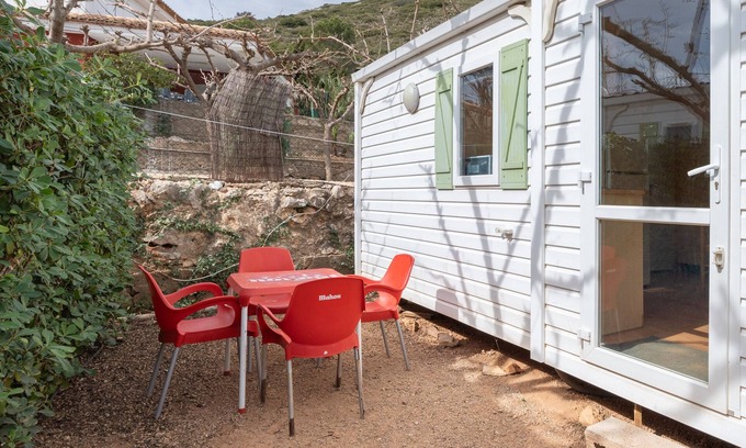 Barx House | Holiday Home 'BW 2018 III' with Mountain View, Wi-Fi and Air Conditioning