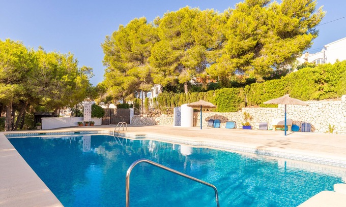 Arnella House | Holiday Home 'Cap D'or House' with Sea View, Shared Pool and Wi-Fi