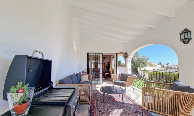 Benitachell House | Holiday Home 'Casa Tien' with Sea View, Wi-Fi and Air Conditioning