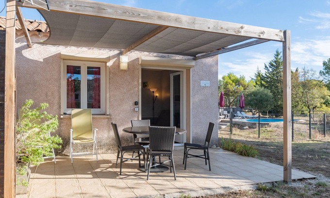 Les Vans House | Holiday Home 'Chêne' with Mountain View, Wi-Fi and Air Conditioning