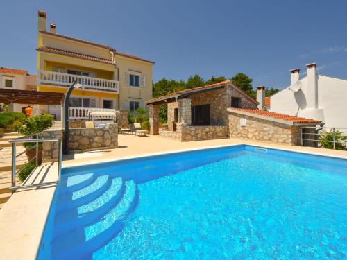 Iz House | Holiday Home Cici by Interhome