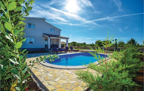 Drinovci House | Holiday Home Drinovci With A Fireplace 444