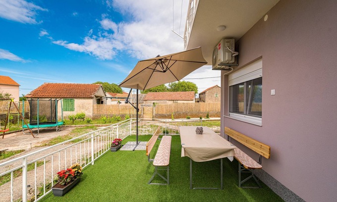 Sibenik House | Holiday Home Eva with Jacuzzi - Pet Friendly